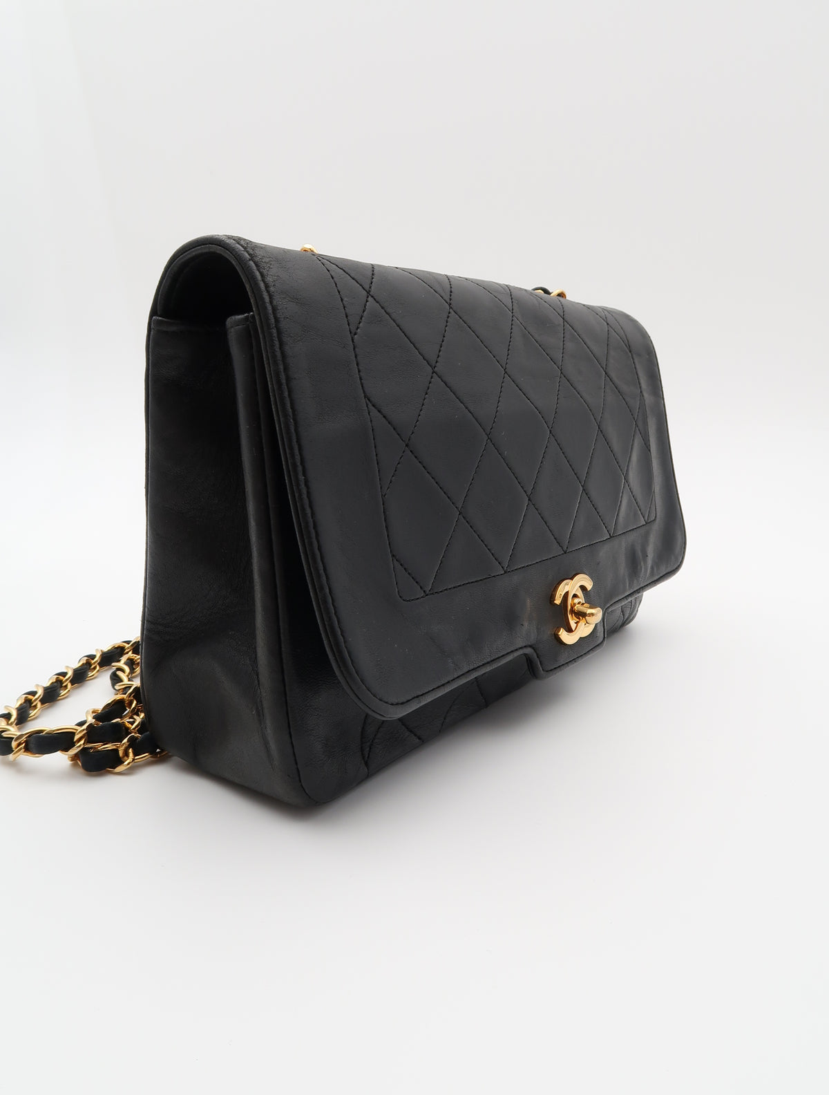 CHANEL SINGLE FLAP BAG