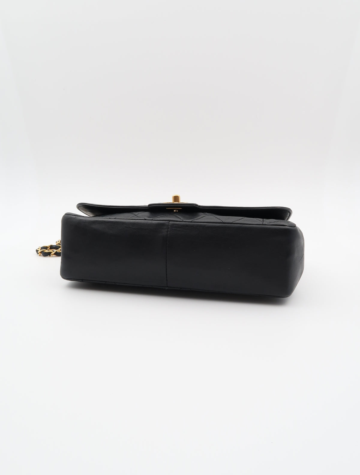 CHANEL SINGLE FLAP BAG